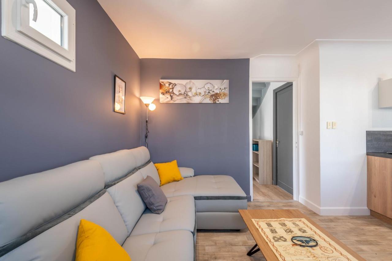 Ideally Located Furnished Townhouse With 3 Bedrooms Parking & Garden Annecy Eksteriør billede