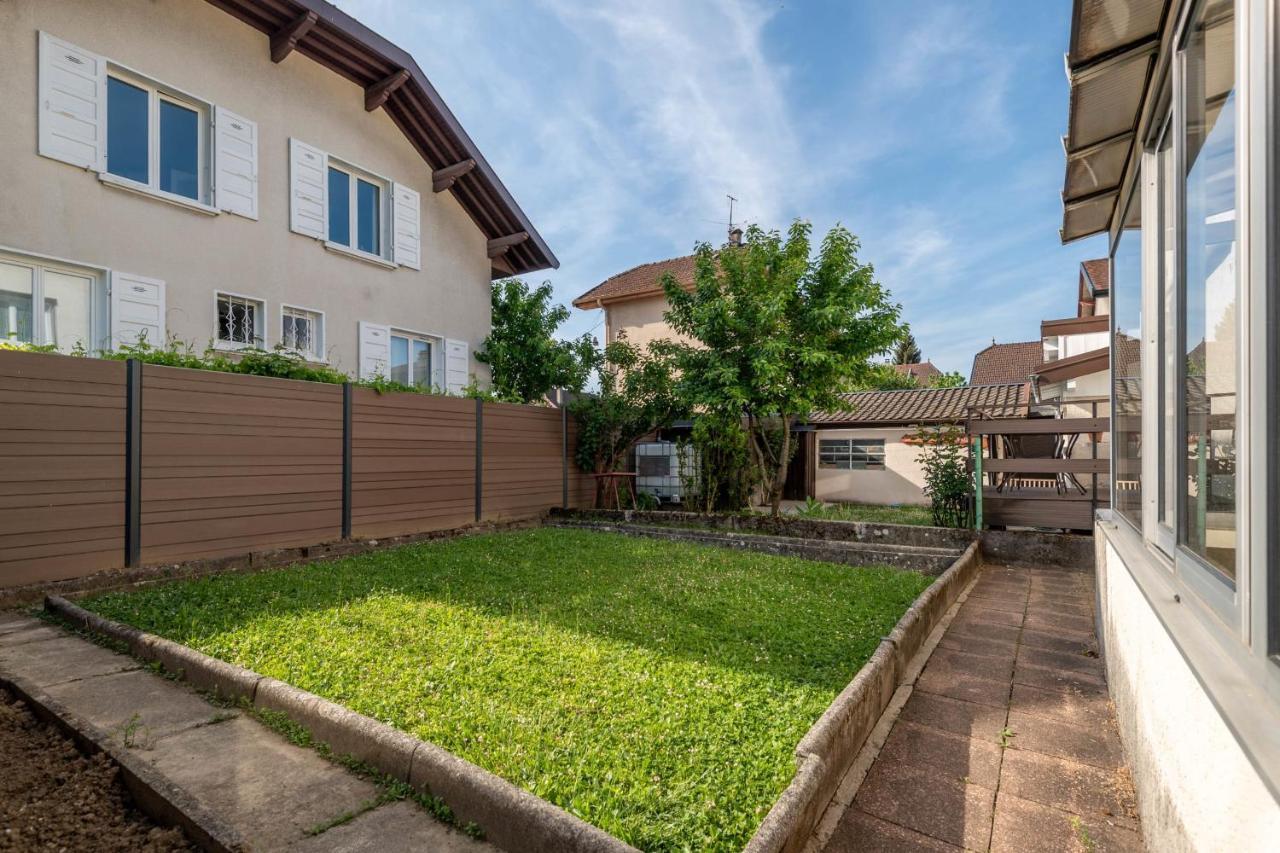 Ideally Located Furnished Townhouse With 3 Bedrooms Parking & Garden Annecy Eksteriør billede